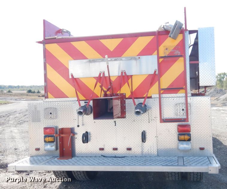 image for item DK3105 2004 GMC C8500  pumper fire truck