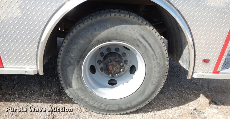 image for item DK3105 2004 GMC C8500  pumper fire truck