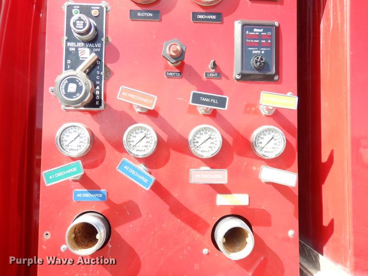 image for item DK3105 2004 GMC C8500  pumper fire truck