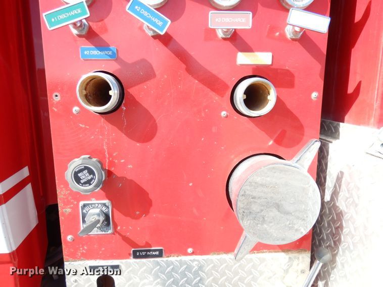 image for item DK3105 2004 GMC C8500  pumper fire truck