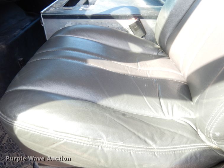 image for item DK3105 2004 GMC C8500  pumper fire truck