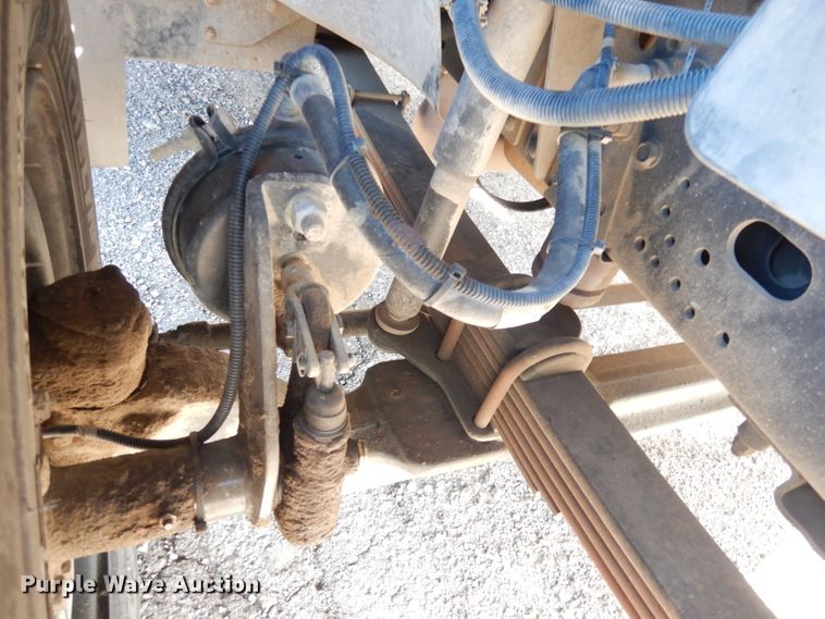 image for item DK3105 2004 GMC C8500  pumper fire truck