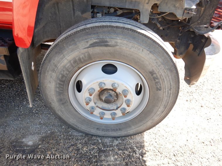 image for item DK3105 2004 GMC C8500  pumper fire truck