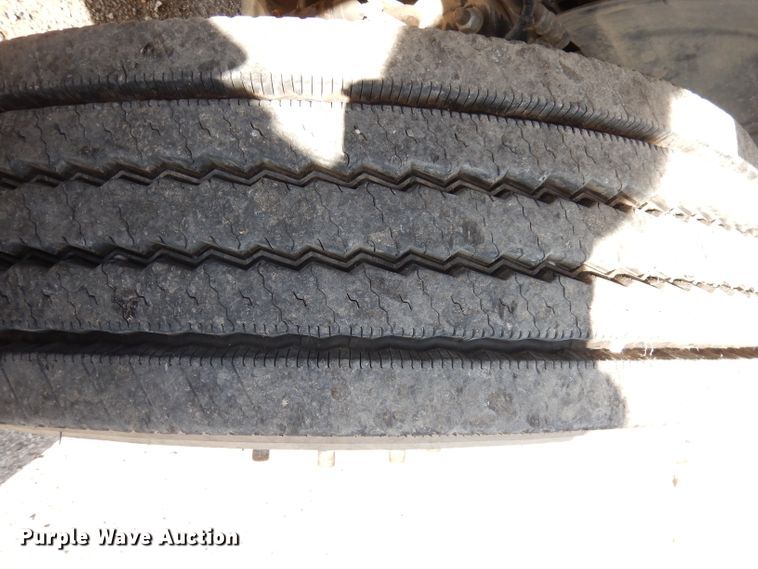 image for item DK3105 2004 GMC C8500  pumper fire truck