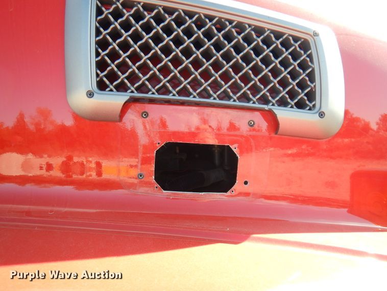 image for item DK3105 2004 GMC C8500  pumper fire truck