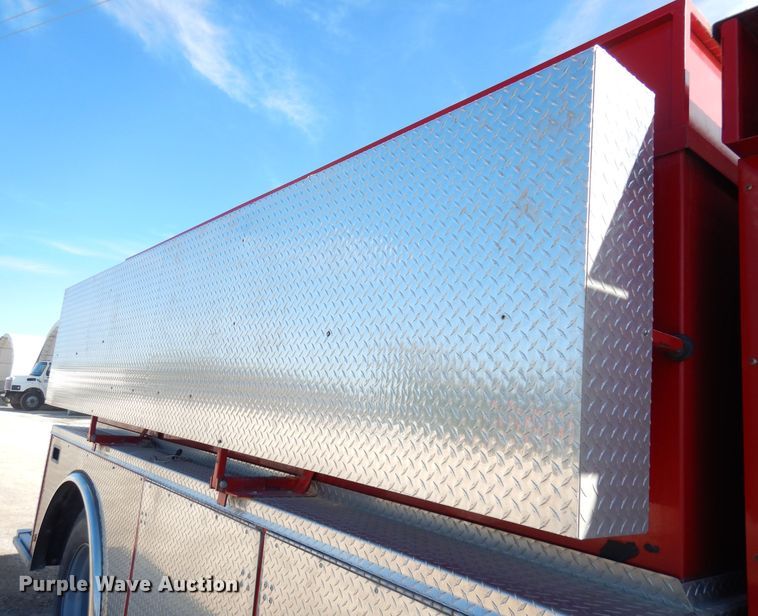 image for item DK3105 2004 GMC C8500  pumper fire truck