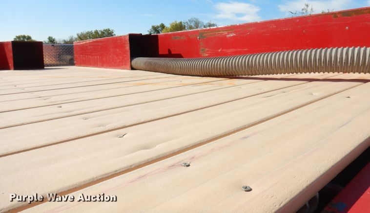 image for item DK3105 2004 GMC C8500  pumper fire truck