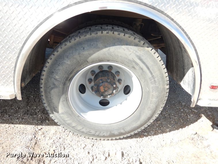 image for item DK3105 2004 GMC C8500  pumper fire truck