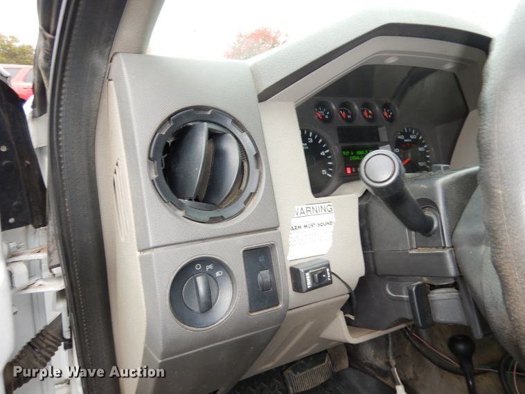 image for item DK3129 2008 Ford F550 Super Duty XL  dump truck