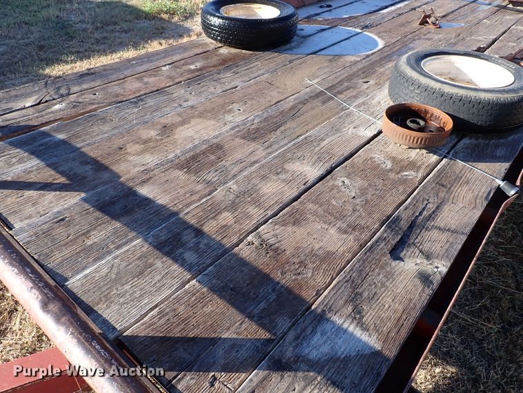 image for item DL6138 1998 Texas Bragg  utility trailer