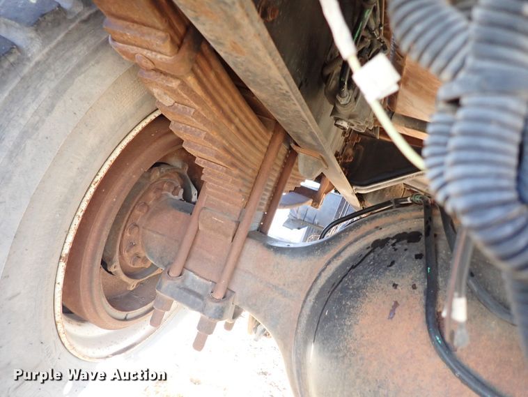 image for item DL6139 1994 Ford F800  water truck