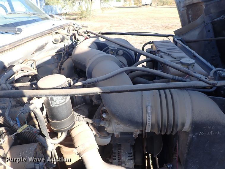 image for item DL6139 1994 Ford F800  water truck