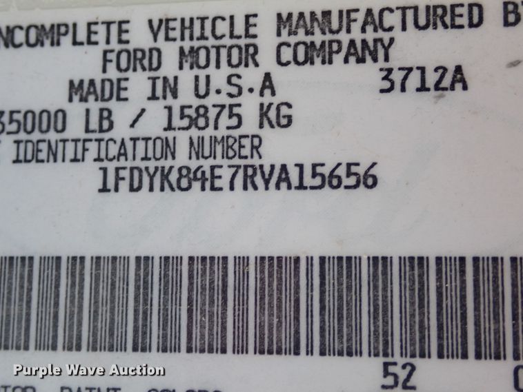 image for item DL6139 1994 Ford F800  water truck