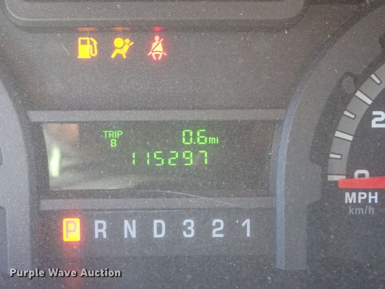 image for item DL6141 2009 Ford Econoline E450  shuttle bus