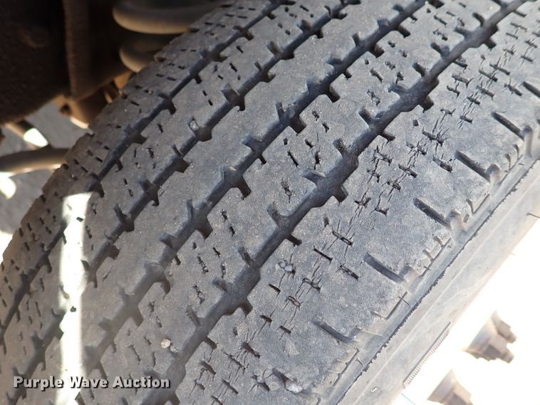 image for item DL6141 2009 Ford Econoline E450  shuttle bus