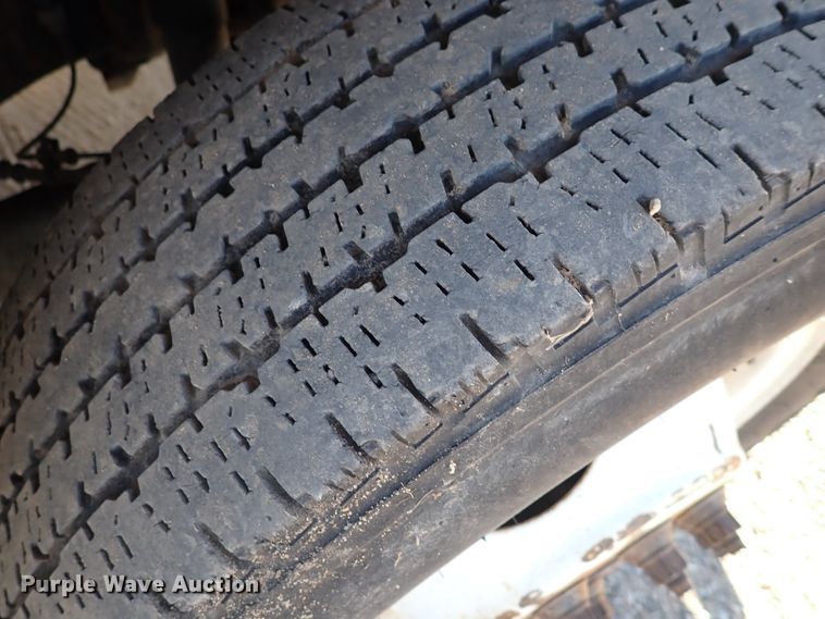 image for item DL6141 2009 Ford Econoline E450  shuttle bus