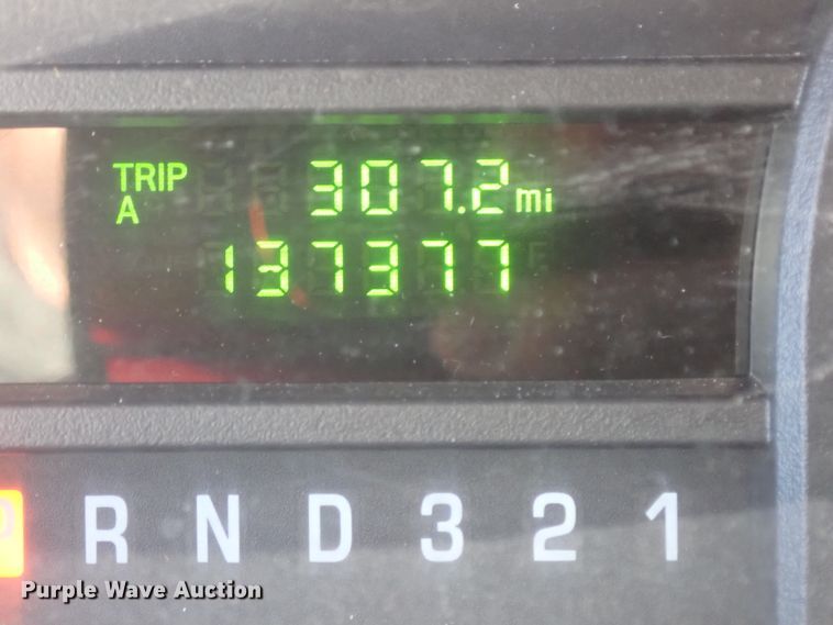 image for item DL6142 2010 Ford Econoline E450  shuttle bus