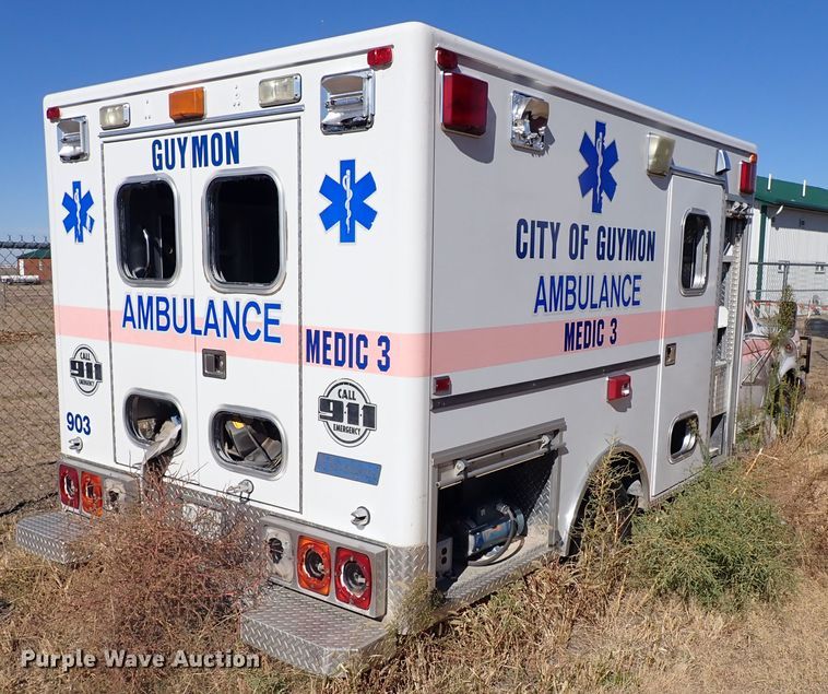 image for item DL6145 1996 Ford F350  ambulance
