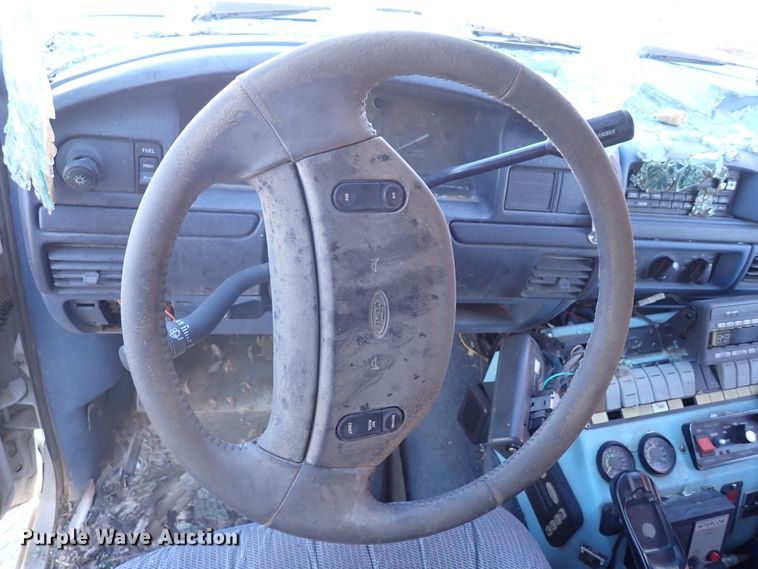 image for item DL6145 1996 Ford F350  ambulance