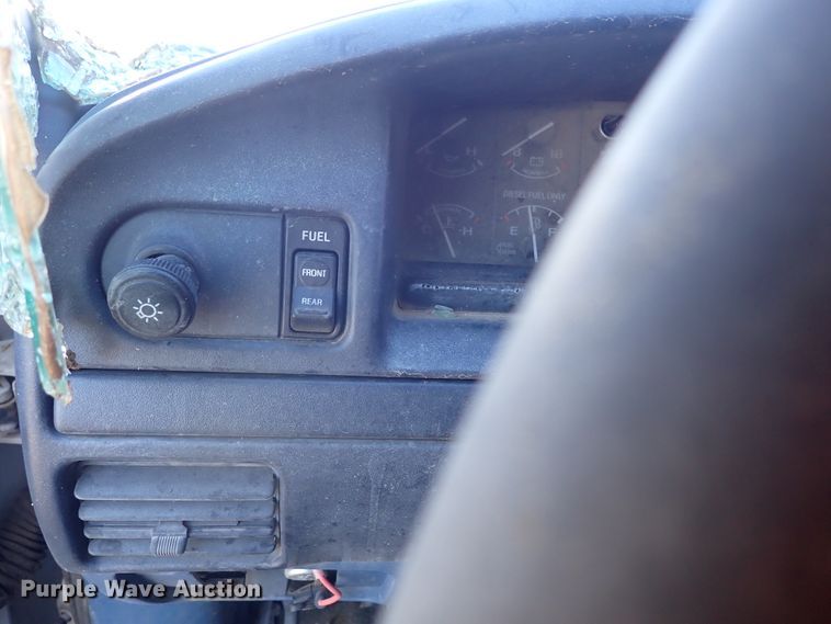 image for item DL6145 1996 Ford F350  ambulance