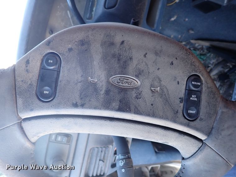 image for item DL6145 1996 Ford F350  ambulance