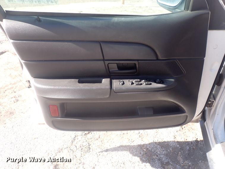 image for item DL6146 2005 Ford Crown Victoria Police Interceptor