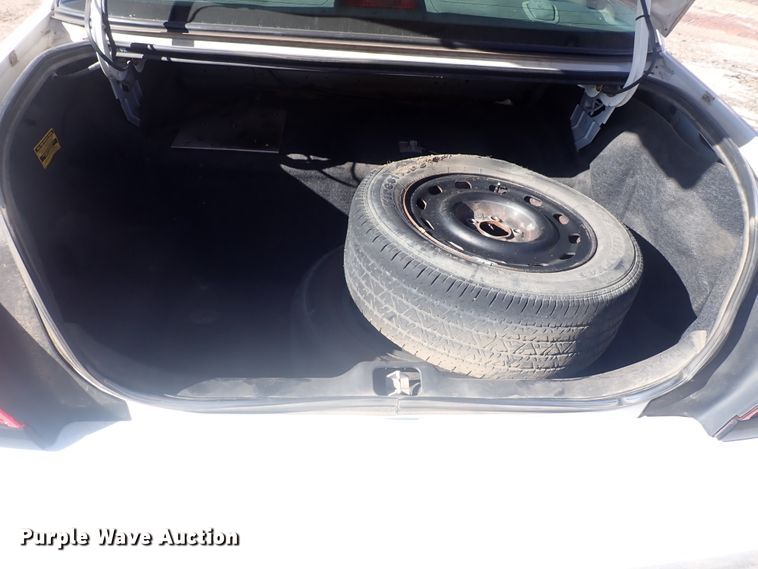 image for item DL6146 2005 Ford Crown Victoria Police Interceptor