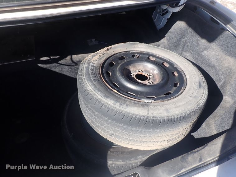 image for item DL6146 2005 Ford Crown Victoria Police Interceptor