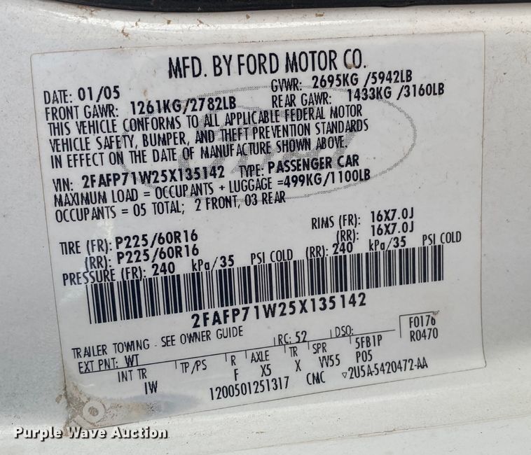 image for item DL6146 2005 Ford Crown Victoria Police Interceptor