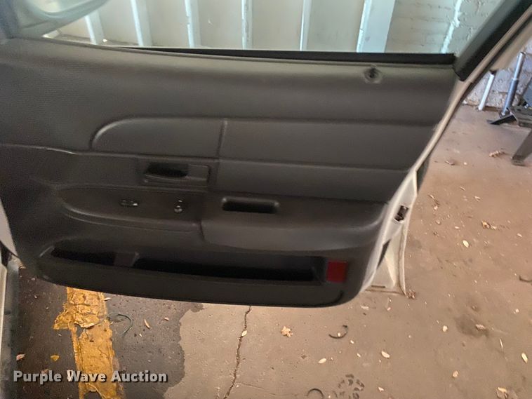 image for item DL6147 2005 Ford Crown Victoria Police Interceptor