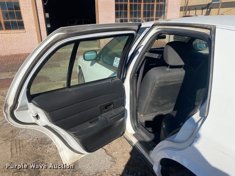 image for item DL6148 2008 Ford Crown Victoria Police Interceptor