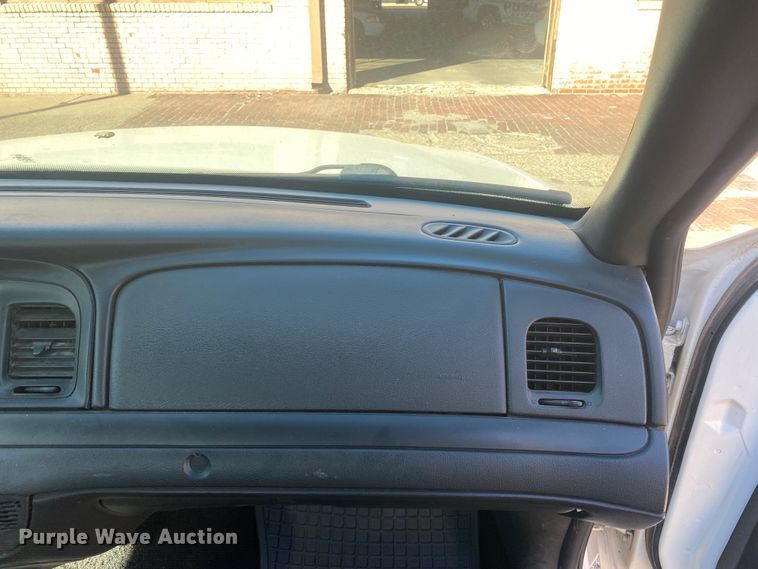 image for item DL6149 2008 Ford Crown Victoria Police Interceptor