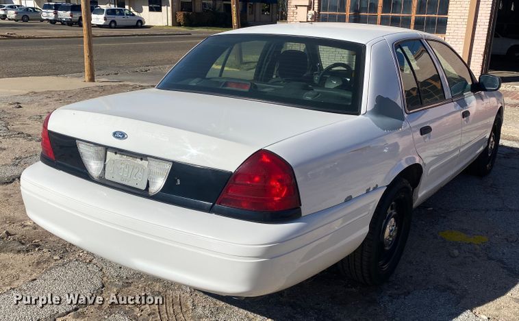 image for item DL6150 2005 Ford Crown Victoria Police Interceptor