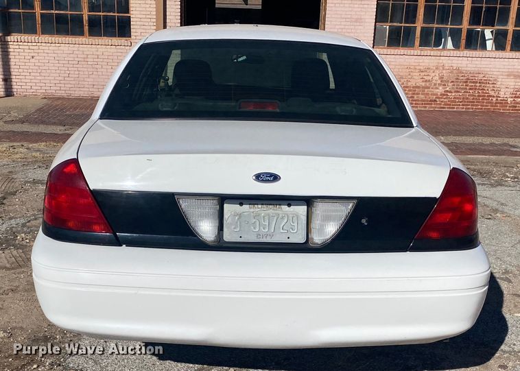 image for item DL6150 2005 Ford Crown Victoria Police Interceptor