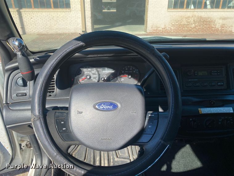 image for item DL6150 2005 Ford Crown Victoria Police Interceptor