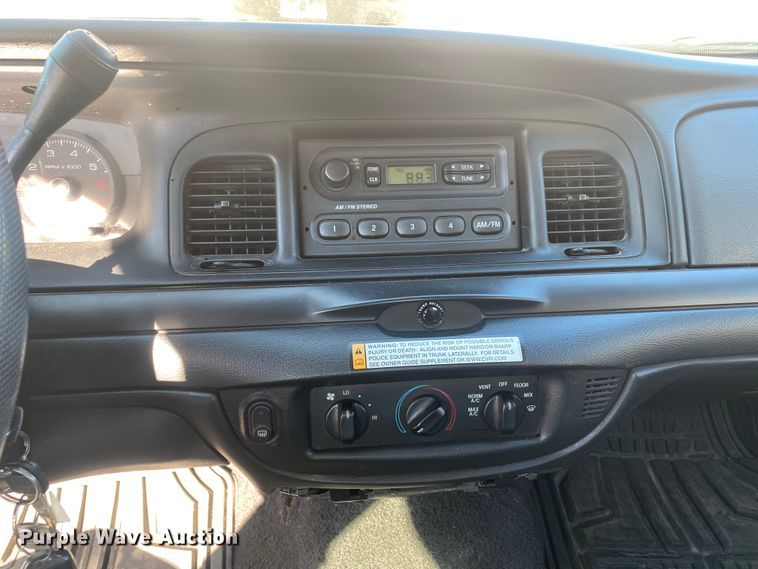 image for item DL6150 2005 Ford Crown Victoria Police Interceptor