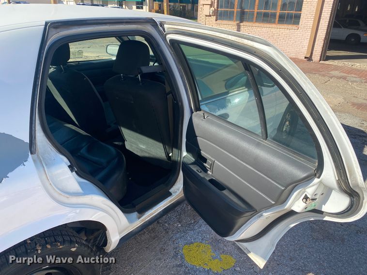 image for item DL6150 2005 Ford Crown Victoria Police Interceptor