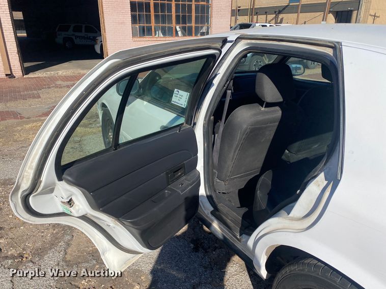 image for item DL6150 2005 Ford Crown Victoria Police Interceptor