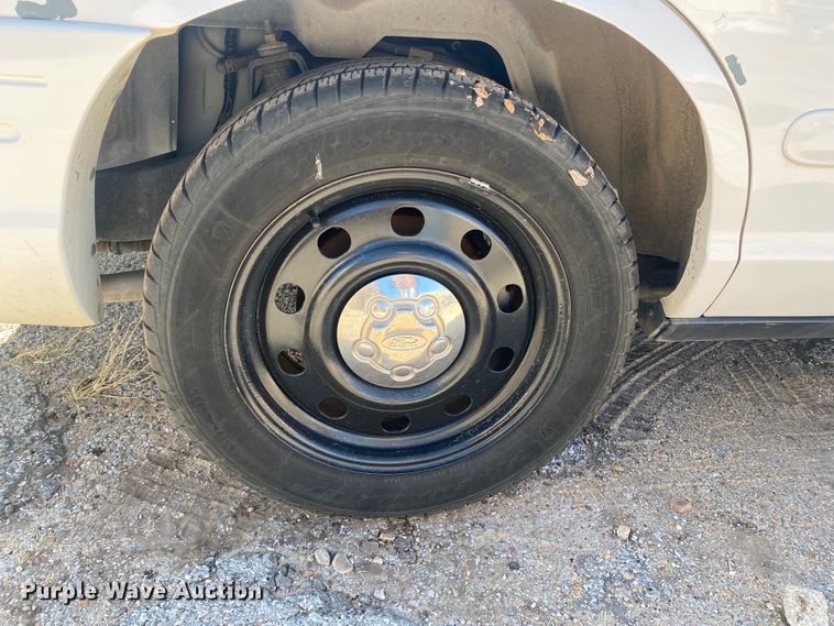 image for item DL6150 2005 Ford Crown Victoria Police Interceptor