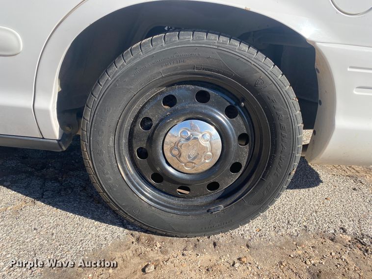 image for item DL6150 2005 Ford Crown Victoria Police Interceptor