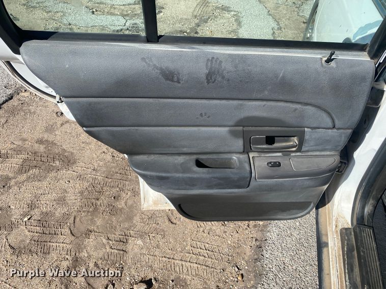 image for item DL6151 2004 Ford Crown Victoria Police Interceptor