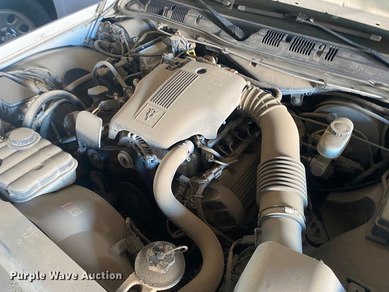 image for item DL6151 2004 Ford Crown Victoria Police Interceptor