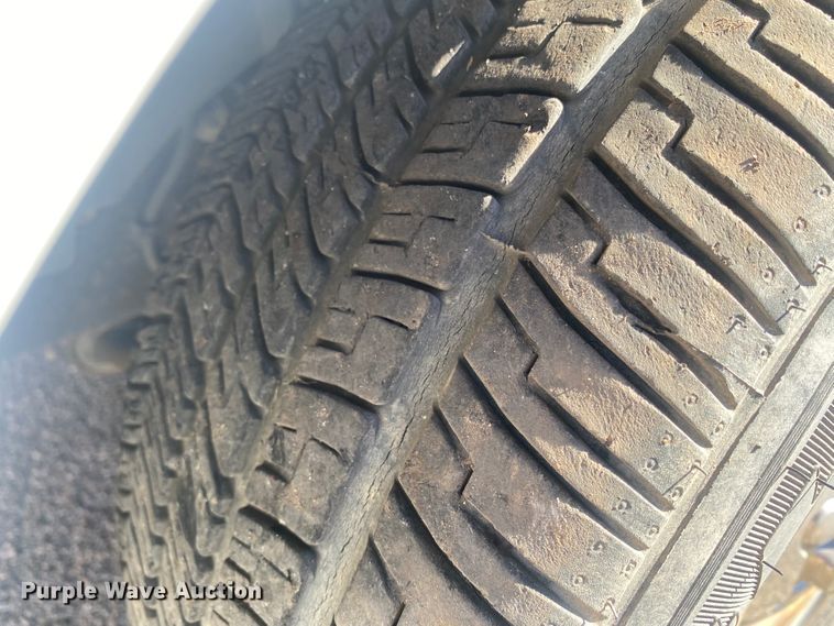 image for item DL6151 2004 Ford Crown Victoria Police Interceptor