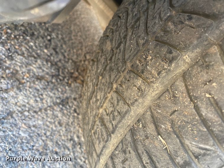 image for item DL6151 2004 Ford Crown Victoria Police Interceptor