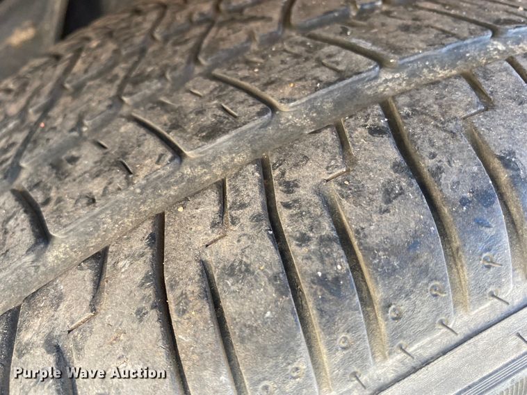 image for item DL6151 2004 Ford Crown Victoria Police Interceptor