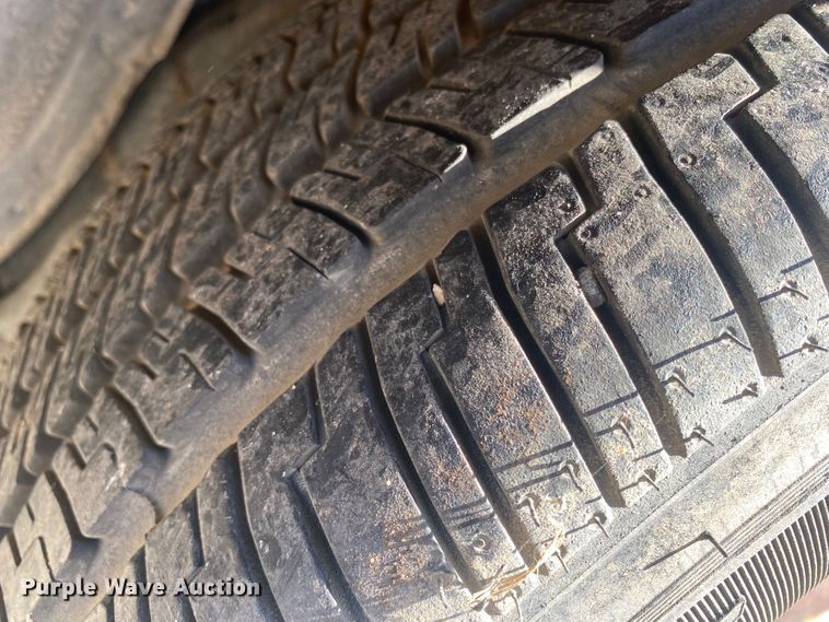 image for item DL6151 2004 Ford Crown Victoria Police Interceptor