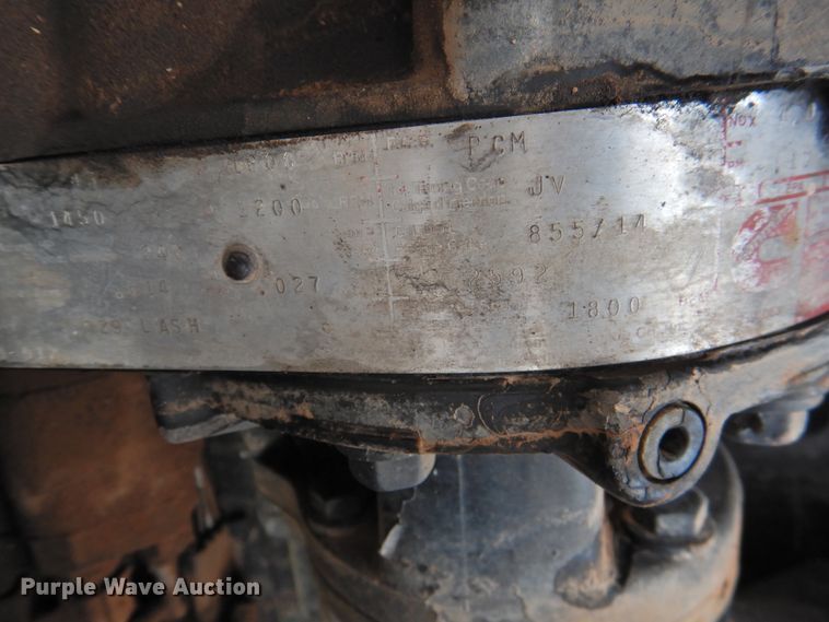 image for item DN0061 2000 Freightliner FLD120  semi truck