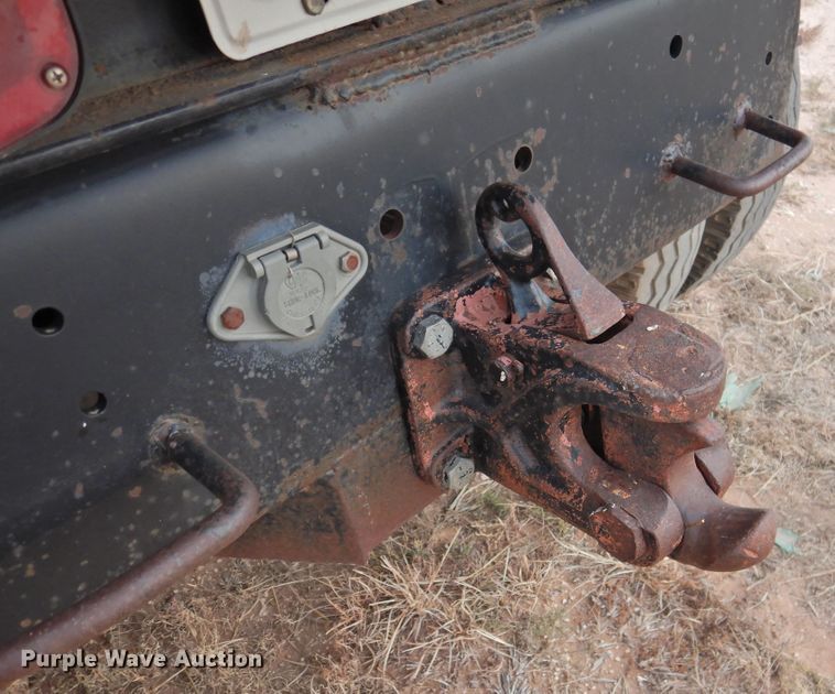 image for item DN0062 1986 Ford F600  dump truck