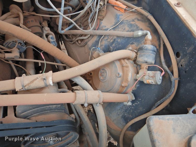 image for item DN0062 1986 Ford F600  dump truck