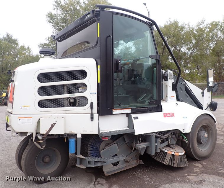 image for item DN2202 2012 Elgin Pelican NP  street sweeper truck